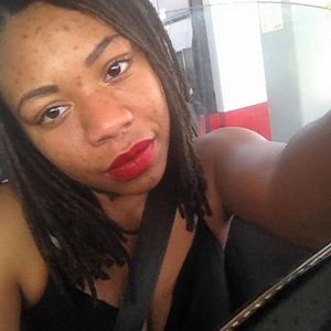 Meet your Posher, Carla